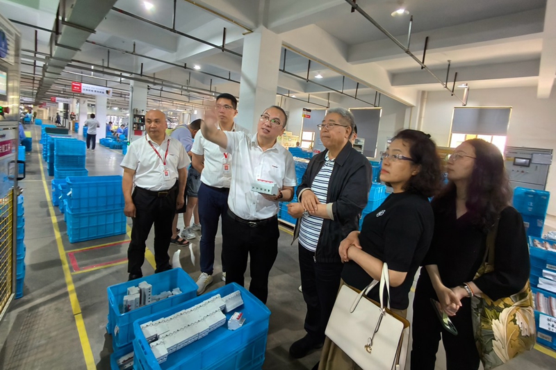 北京工商大學數字經濟研究院白津夫一行蒞臨圣普集團調研交流